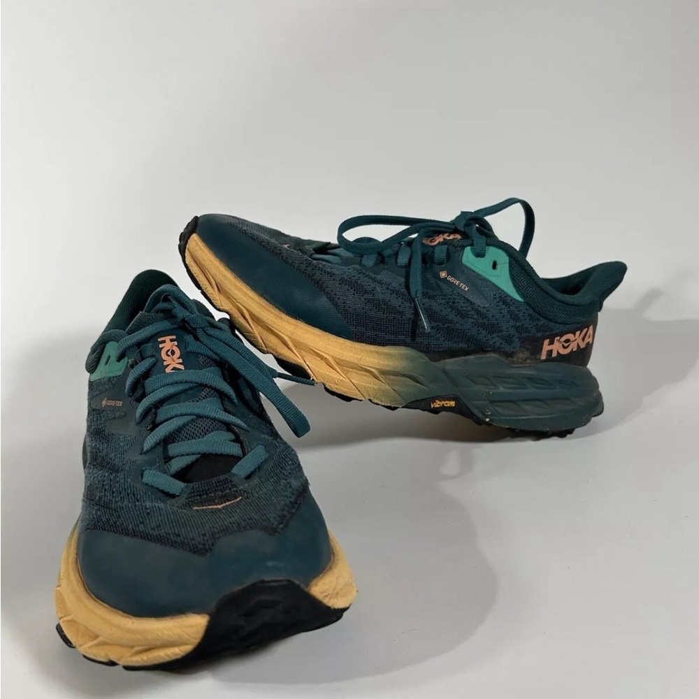 HOKA ONE ONE Speedgoat 5 Blue Coral Camellia Womens Trail Running Sneaker 7.5B